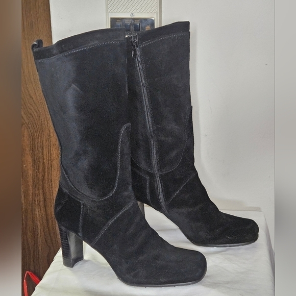Stuart Weitzman calf boots black suede - Picture 9 of 15